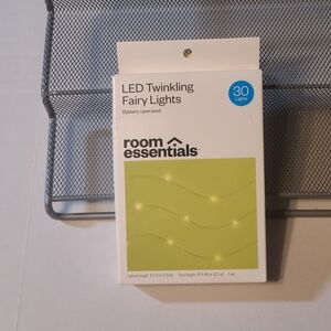 Room Essentials LED Dewdrop Fairy String Lights 30 Count Warm White Silver Wire